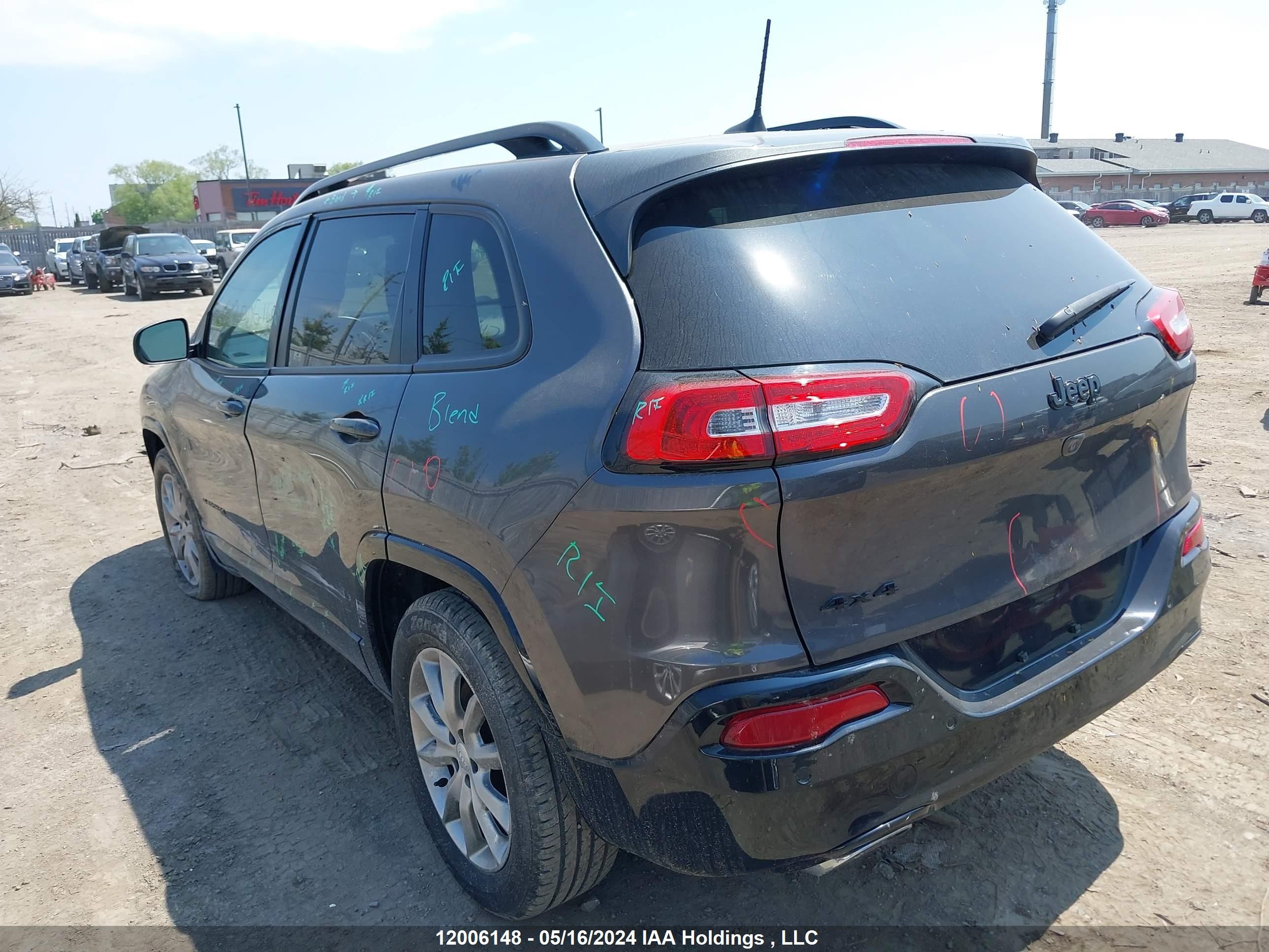 Photo 2 VIN: 1C4PJMCX9JD618780 - JEEP CHEROKEE 