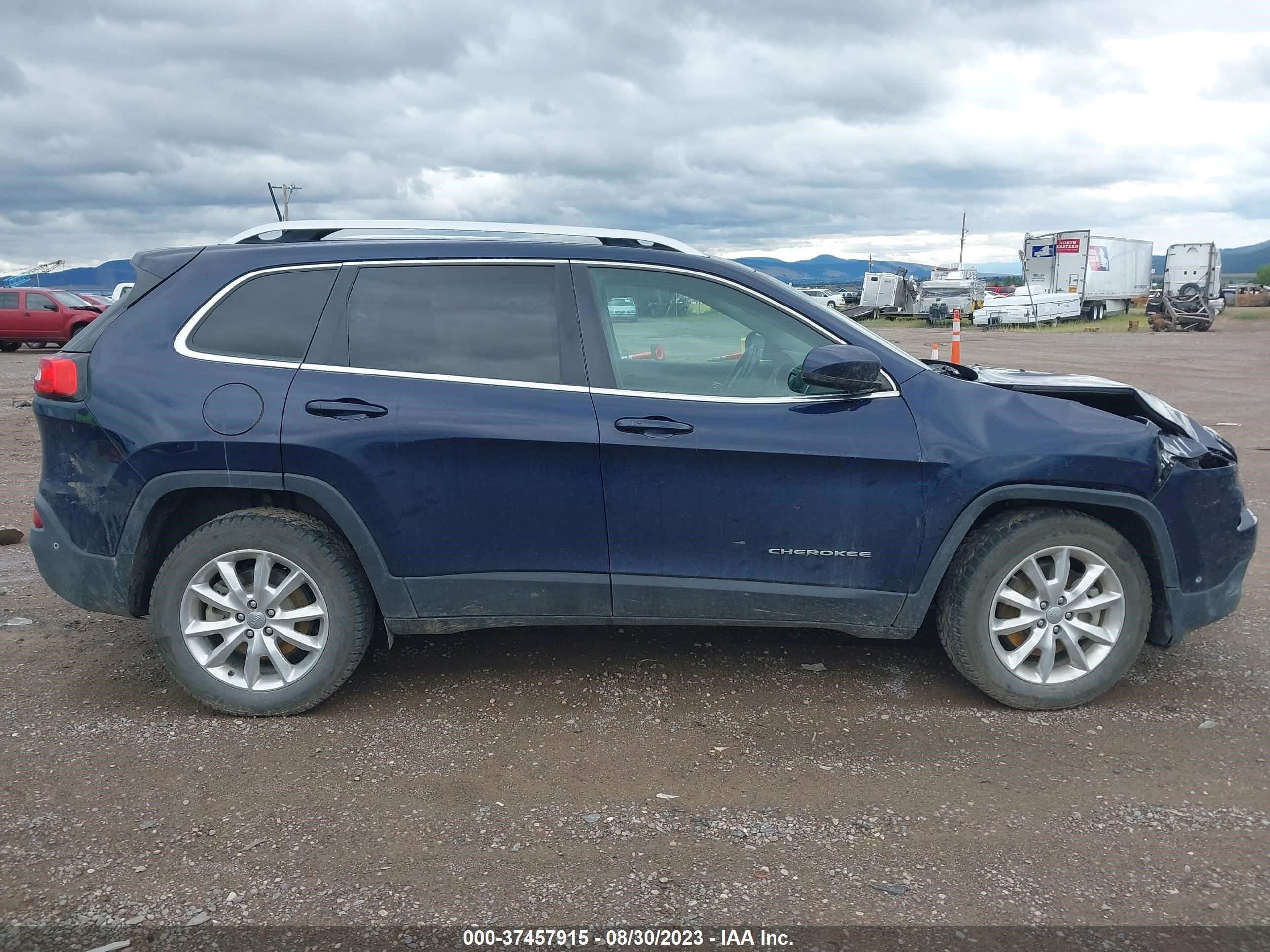 Photo 12 VIN: 1C4PJMDB0GW231860 - JEEP CHEROKEE 