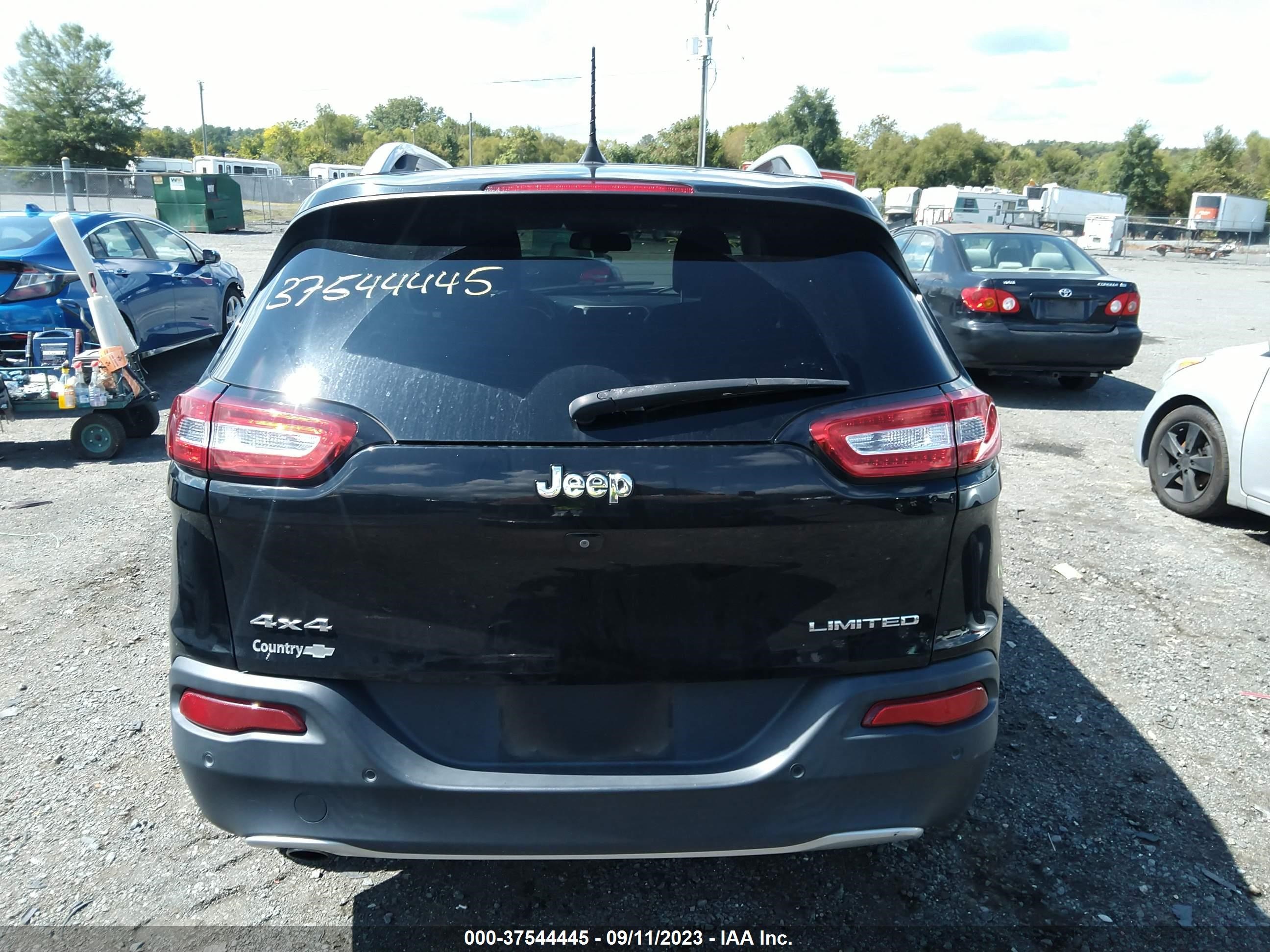 Photo 15 VIN: 1C4PJMDB0JD535404 - JEEP CHEROKEE 