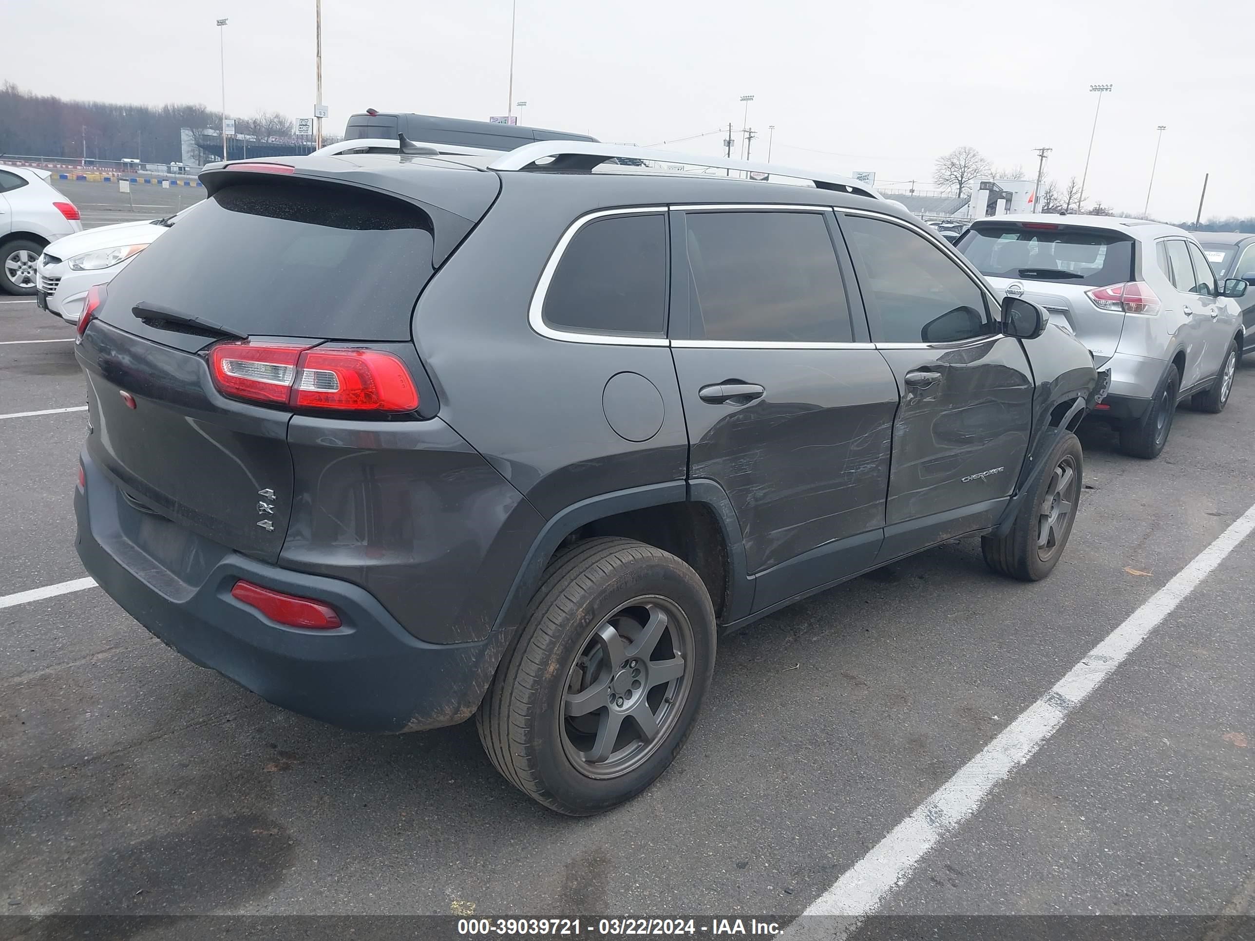 Photo 3 VIN: 1C4PJMDB3EW152809 - JEEP CHEROKEE 