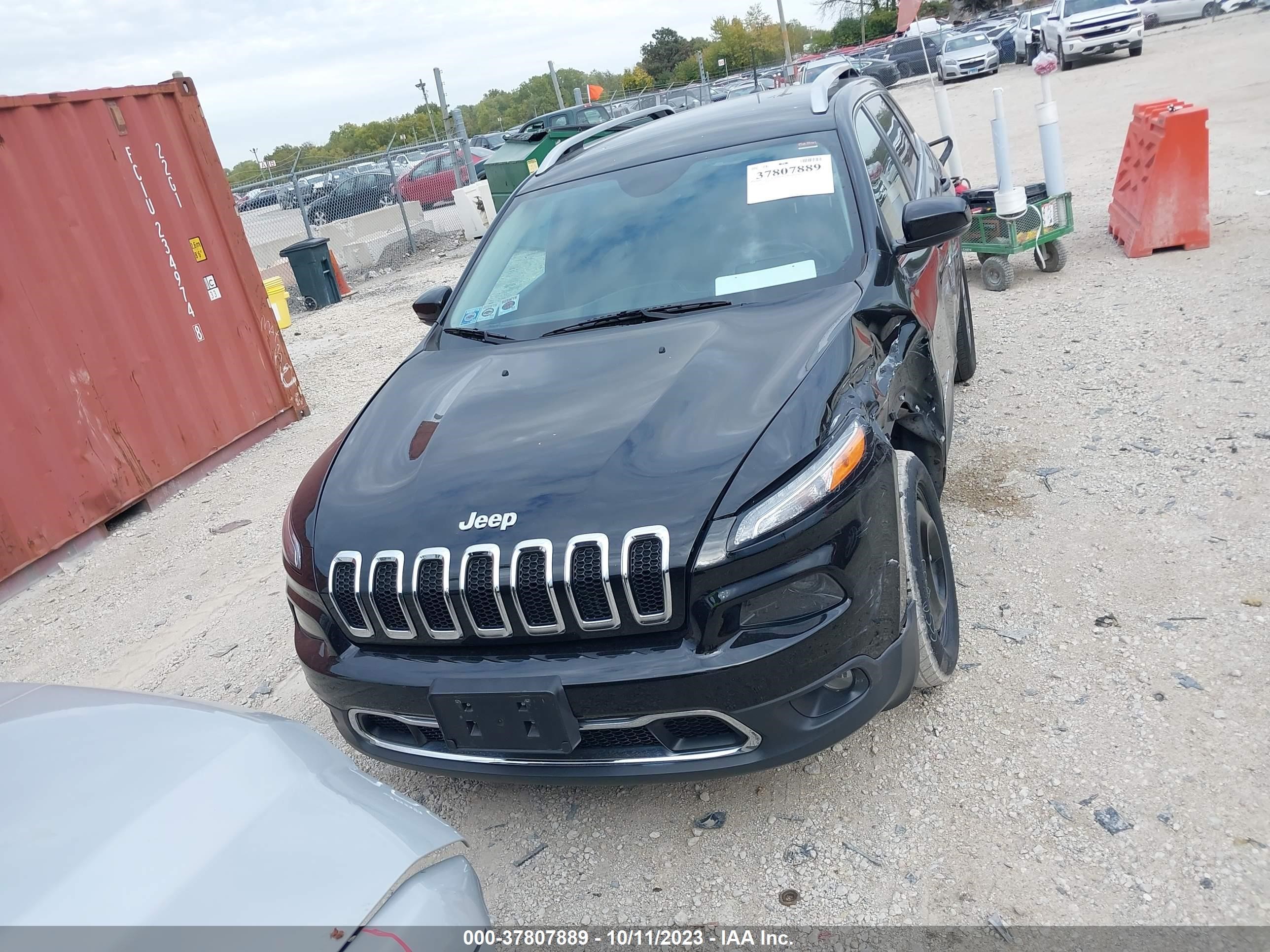 Photo 12 VIN: 1C4PJMDB8JD609233 - JEEP CHEROKEE 