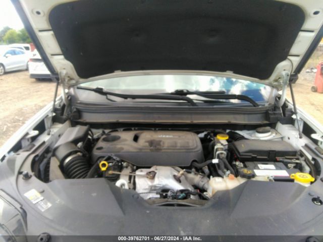 Photo 9 VIN: 1C4PJMDN5KD320435 - JEEP CHEROKEE 