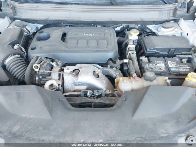 Photo 9 VIN: 1C4PJMDN8KD169560 - JEEP CHEROKEE 