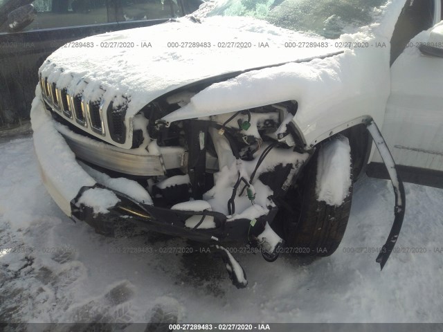 Photo 5 VIN: 1C4PJMDS3GW299652 - JEEP CHEROKEE 