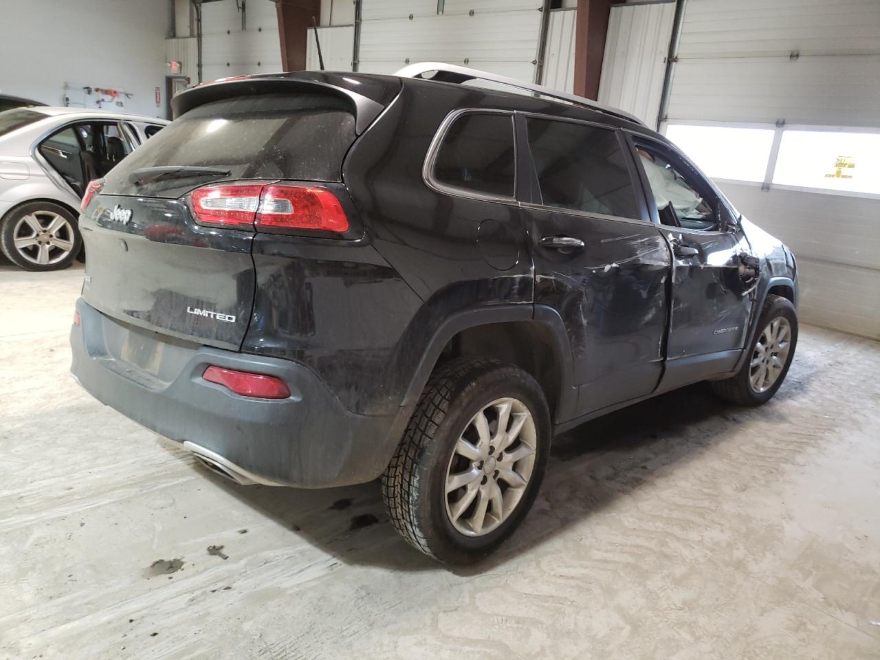 Photo 2 VIN: 1C4PJMDS3HW599855 - JEEP GRAND CHEROKEE 