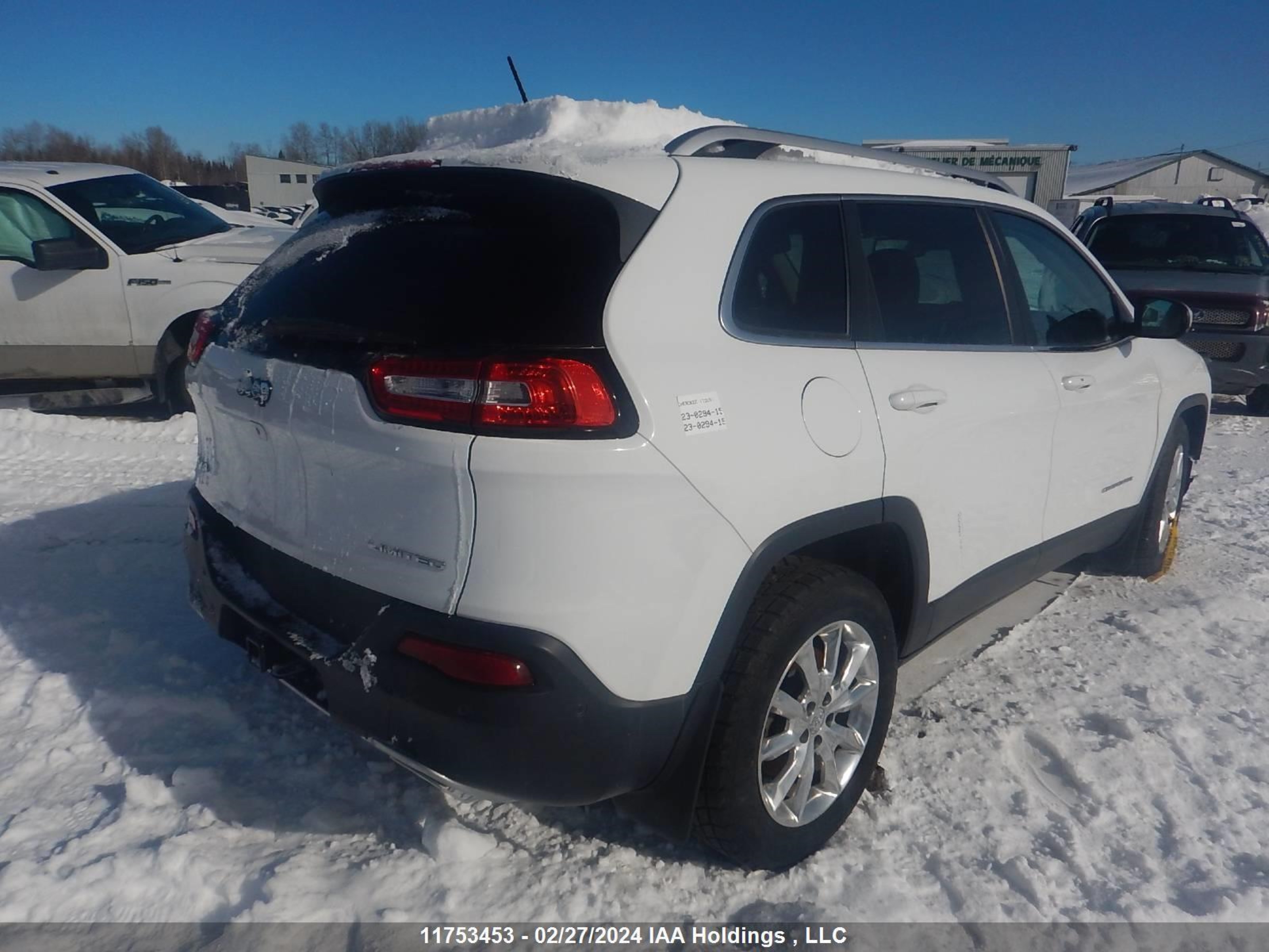 Photo 4 VIN: 1C4PJMDS6FW555068 - JEEP CHEROKEE 