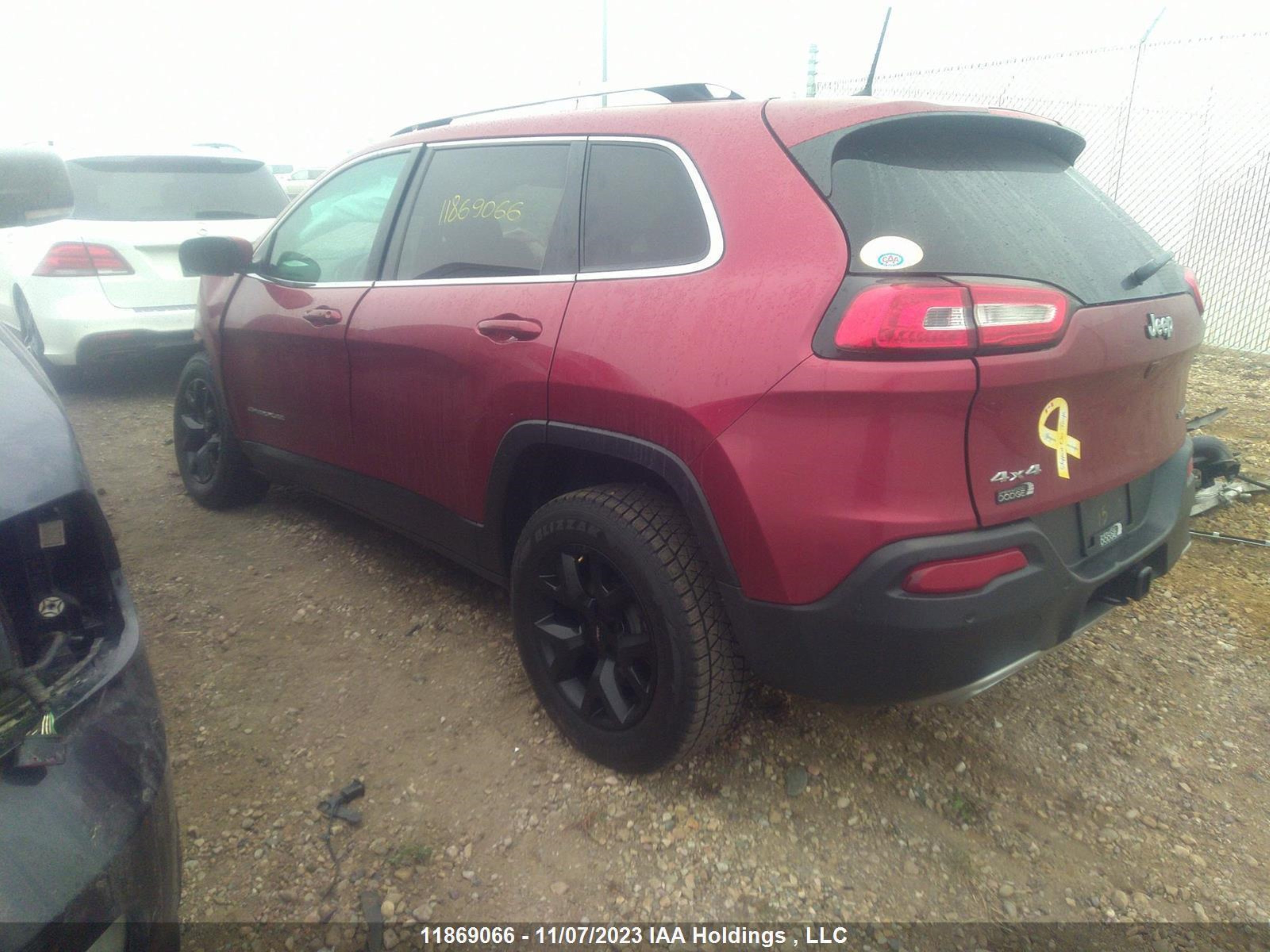 Photo 2 VIN: 1C4PJMDS7HD223445 - JEEP CHEROKEE 