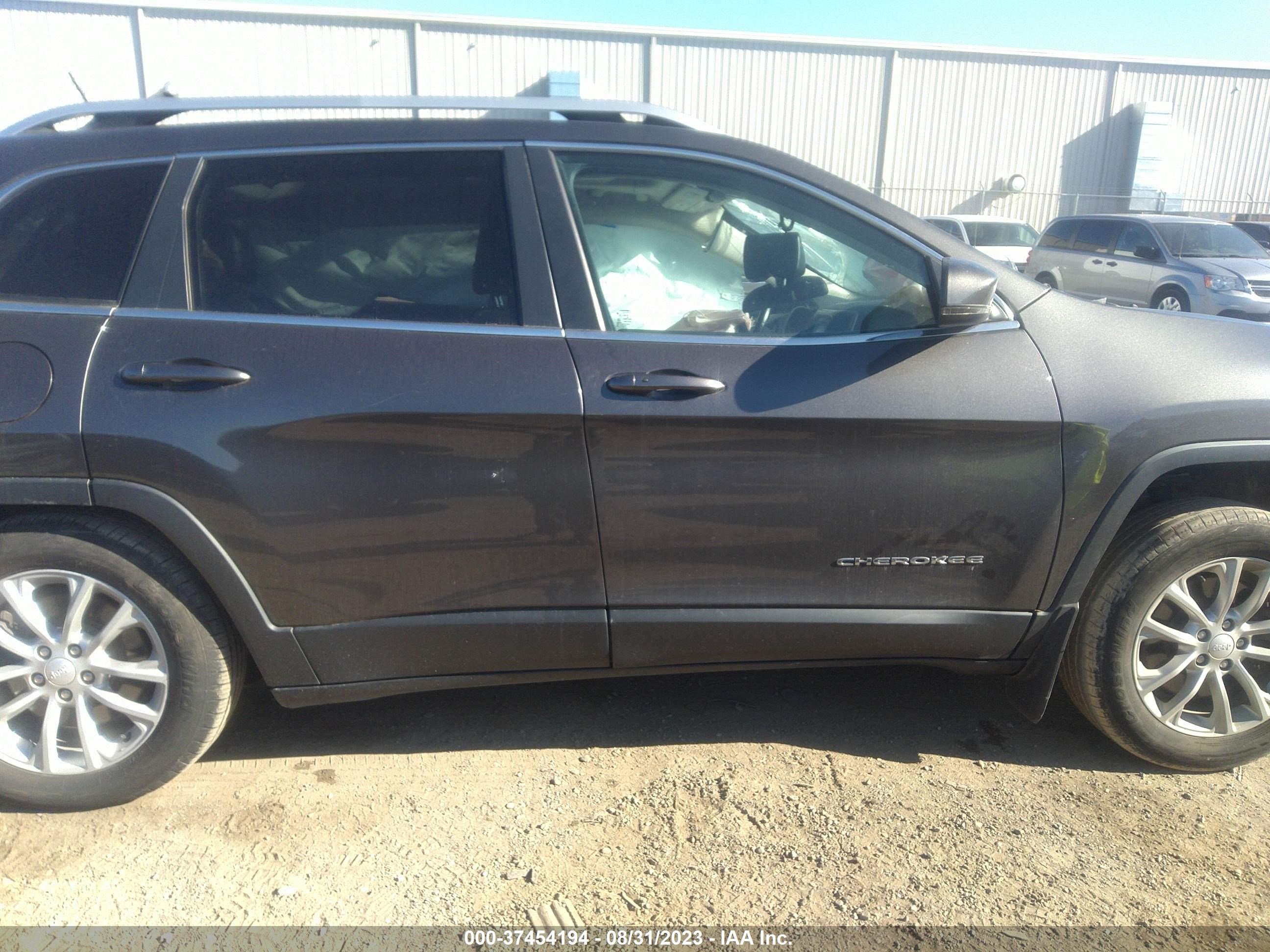 Photo 12 VIN: 1C4PJMDS8EW167547 - JEEP CHEROKEE 