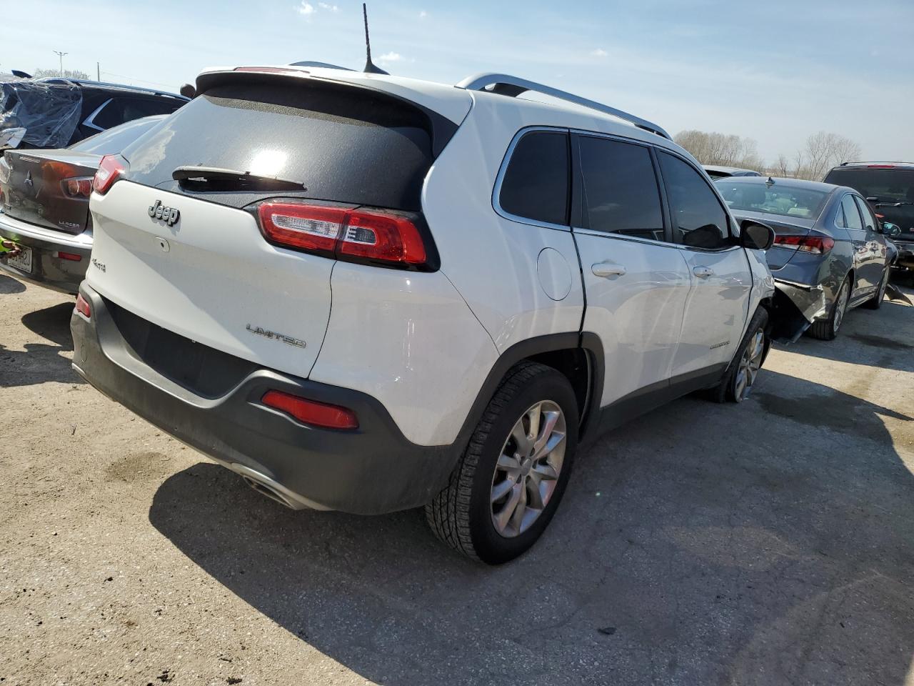 Photo 2 VIN: 1C4PJMDS9GW115962 - JEEP GRAND CHEROKEE 