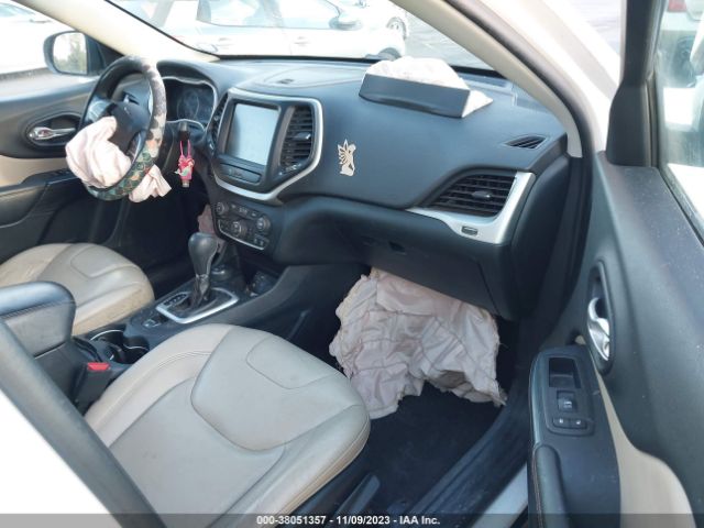 Photo 4 VIN: 1C4PJMDS9GW179113 - JEEP CHEROKEE 