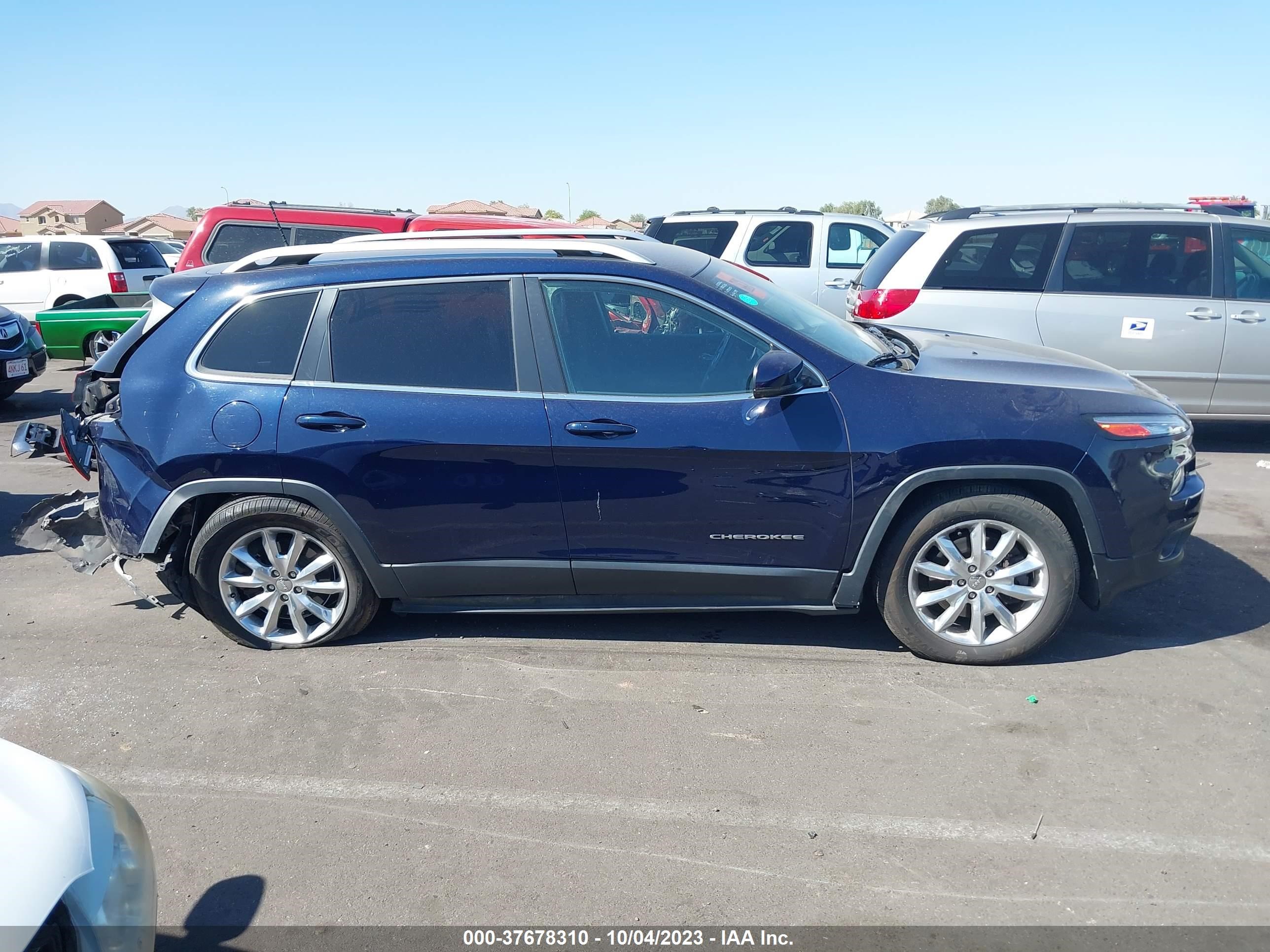 Photo 12 VIN: 1C4PJMDS9GW332315 - JEEP CHEROKEE 