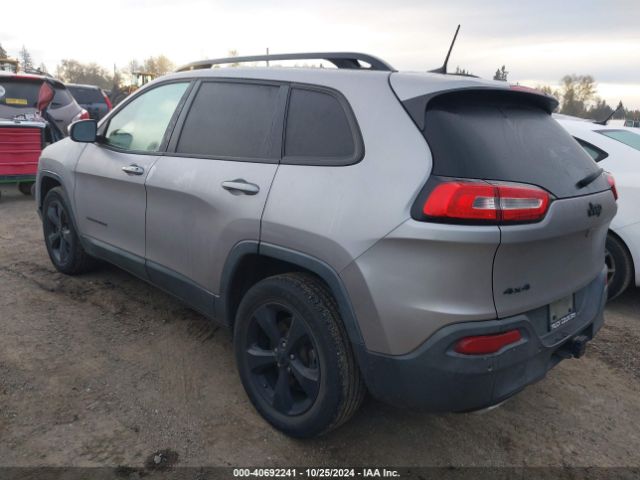 Photo 2 VIN: 1C4PJMDX0JD572061 - JEEP CHEROKEE 