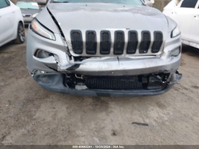 Photo 5 VIN: 1C4PJMDX0JD572061 - JEEP CHEROKEE 