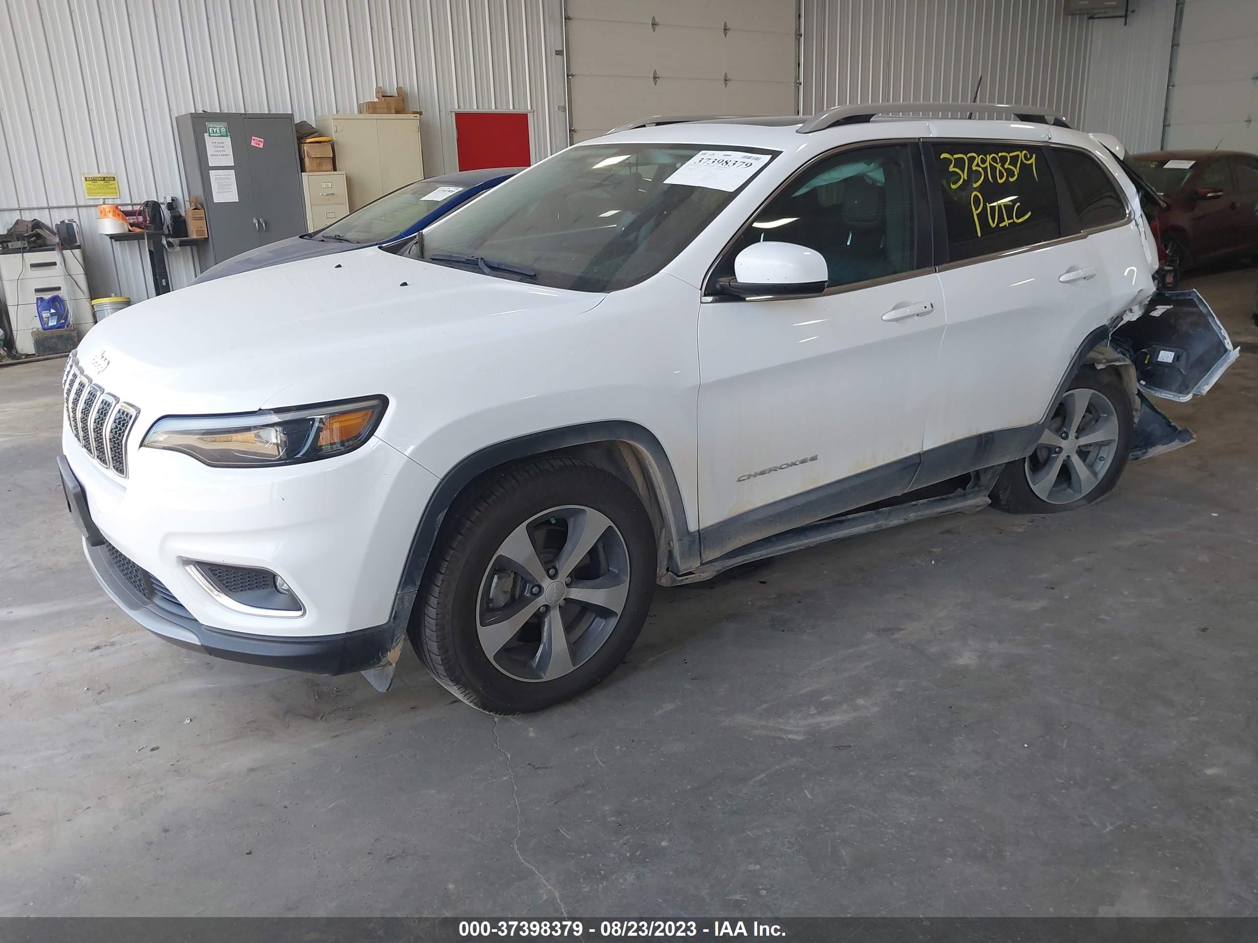 Photo 1 VIN: 1C4PJMDX1KD456675 - JEEP CHEROKEE 