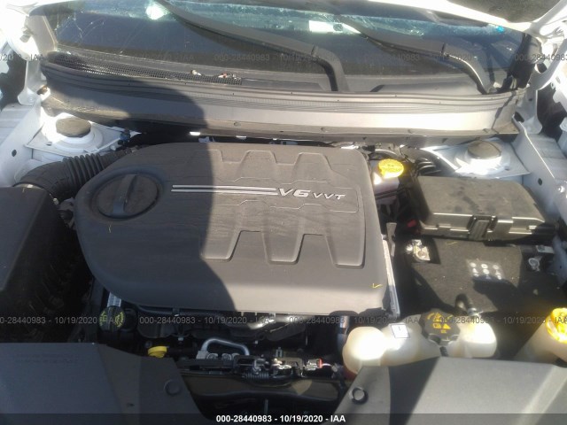 Photo 9 VIN: 1C4PJMDX2KD156532 - JEEP CHEROKEE 