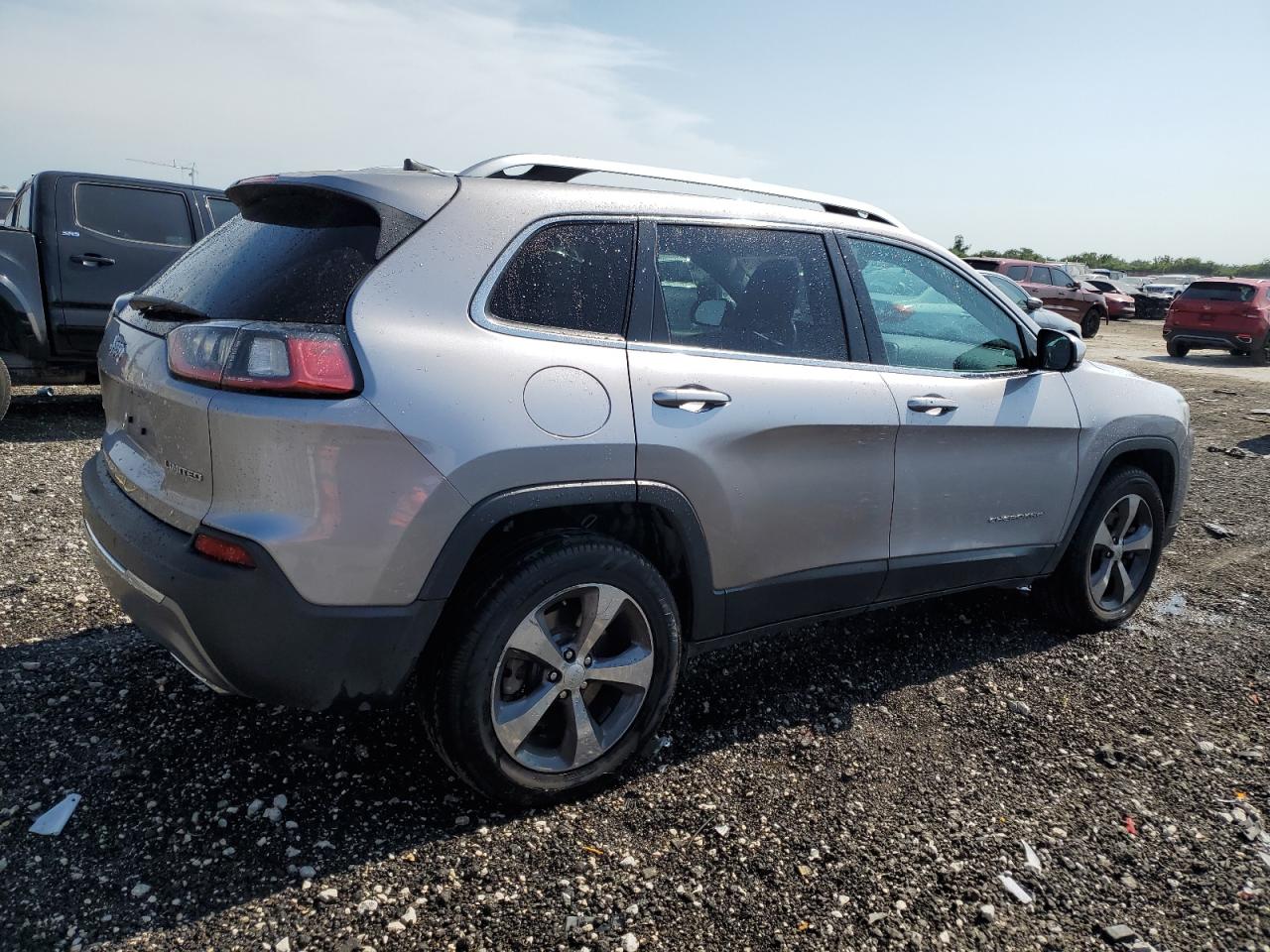 Photo 2 VIN: 1C4PJMDX2KD330695 - JEEP CHEROKEE L 