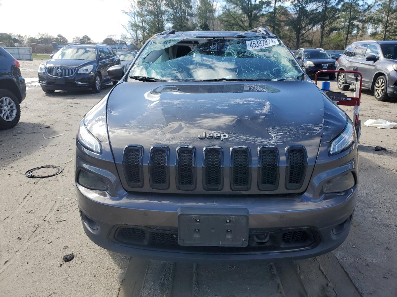 Photo 4 VIN: 1C4PJMDX3JD500979 - JEEP GRAND CHEROKEE 