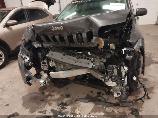 Photo 5 VIN: 1C4PJMDX4KD134774 - JEEP CHEROKEE 