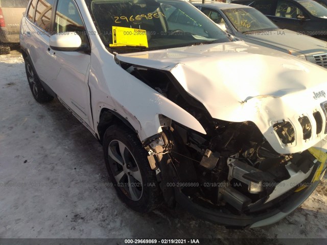 Photo 5 VIN: 1C4PJMDX6KD303838 - JEEP CHEROKEE 