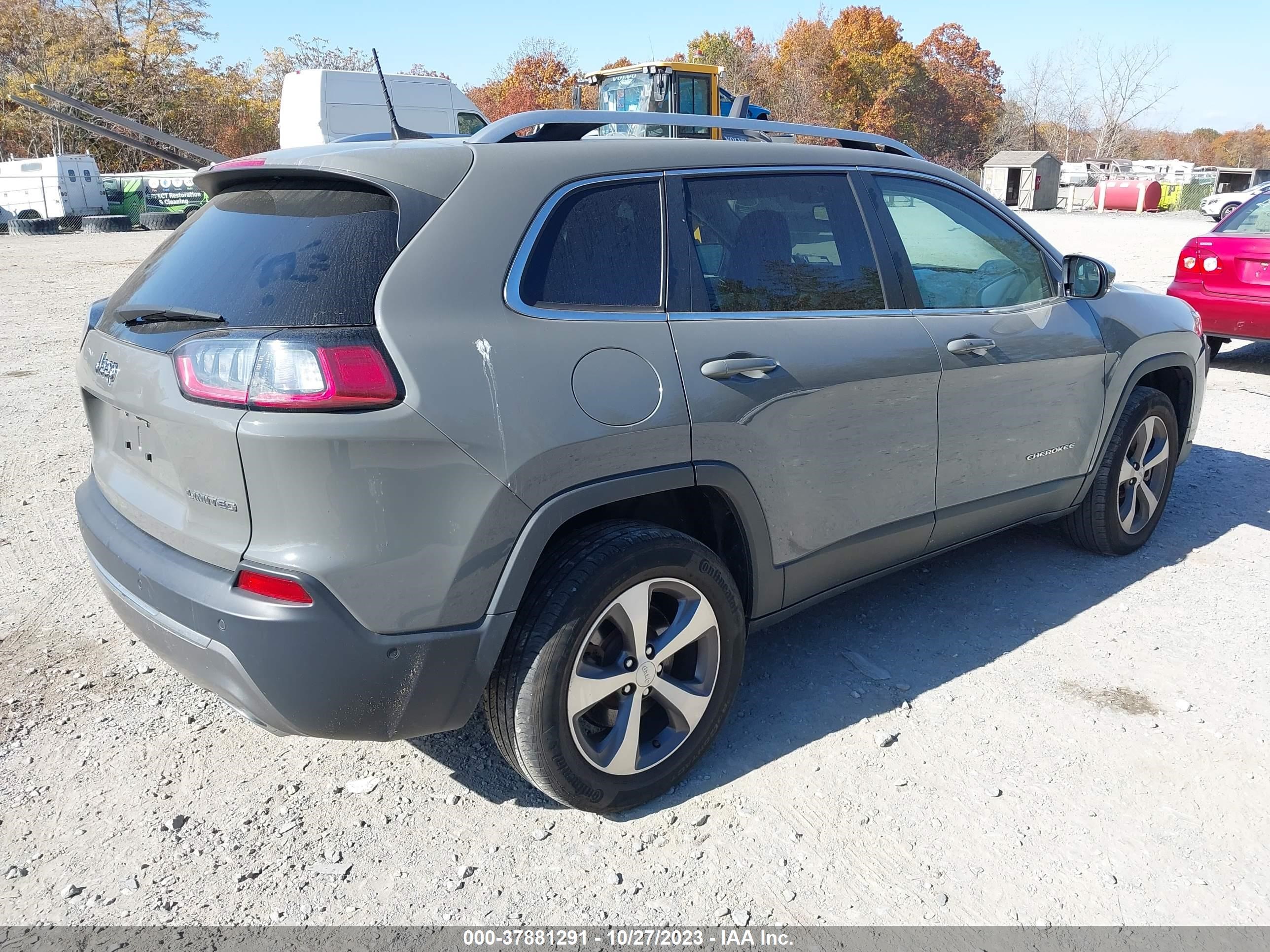 Photo 3 VIN: 1C4PJMDX9MD111090 - JEEP CHEROKEE 