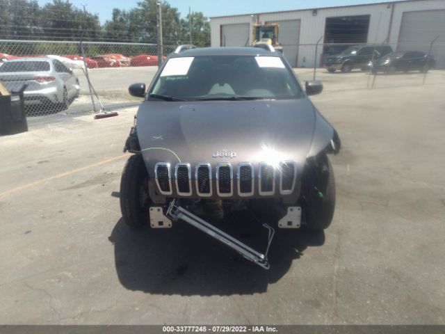 Photo 5 VIN: 1C4PJMDXXJD515897 - JEEP CHEROKEE 