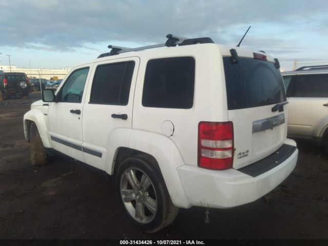 Photo 2 VIN: 1C4PJMFK2CW187500 - JEEP LIBERTY 