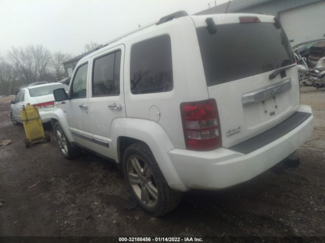 Photo 2 VIN: 1C4PJMFK5CW111088 - JEEP LIBERTY 