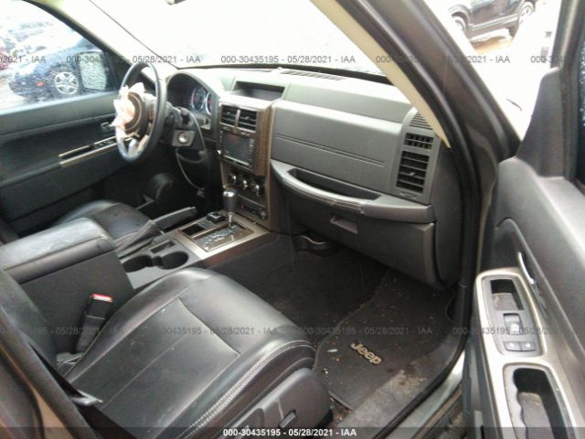 Photo 4 VIN: 1C4PJMFK7CW198556 - JEEP LIBERTY 