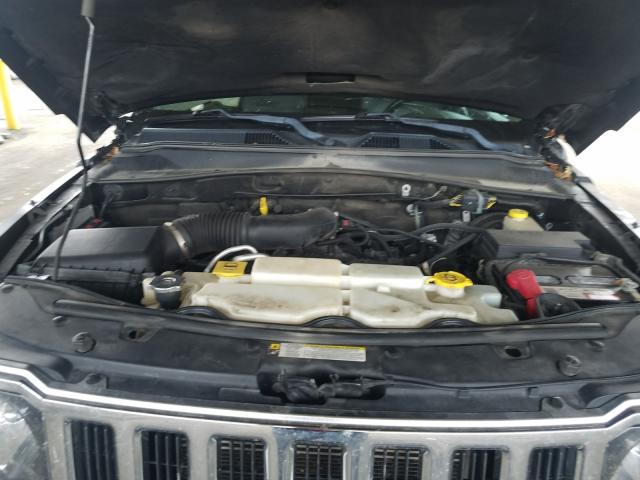 Photo 6 VIN: 1C4PJMFKXCW124662 - JEEP LIBERTY JE 