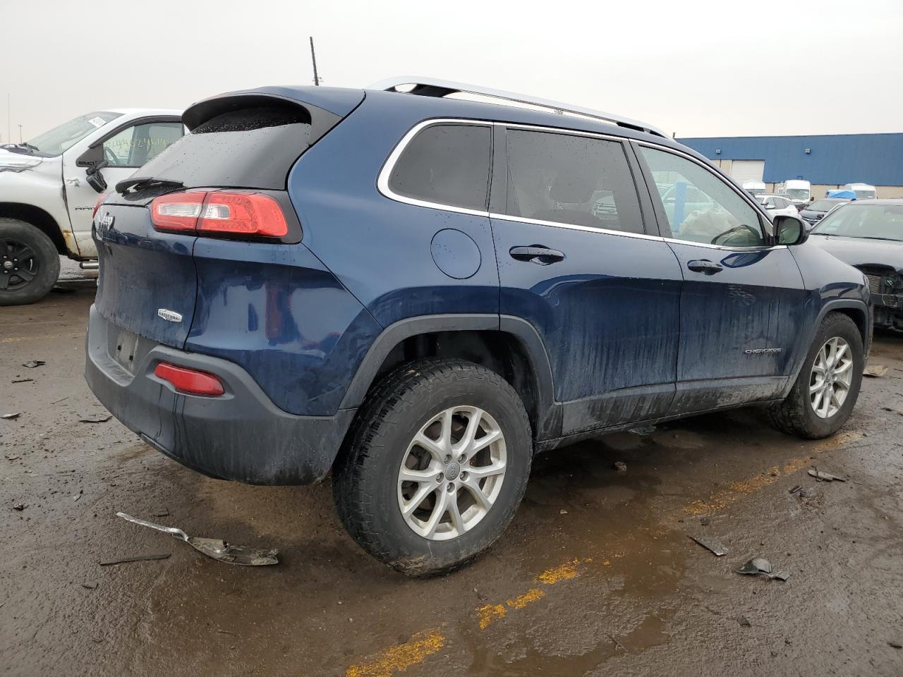 Photo 2 VIN: 1C4PJMLB0JD561390 - JEEP GRAND CHEROKEE 