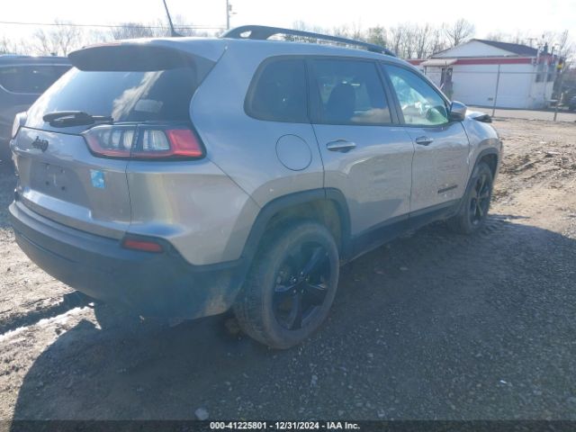 Photo 3 VIN: 1C4PJMLB0KD320947 - JEEP CHEROKEE 