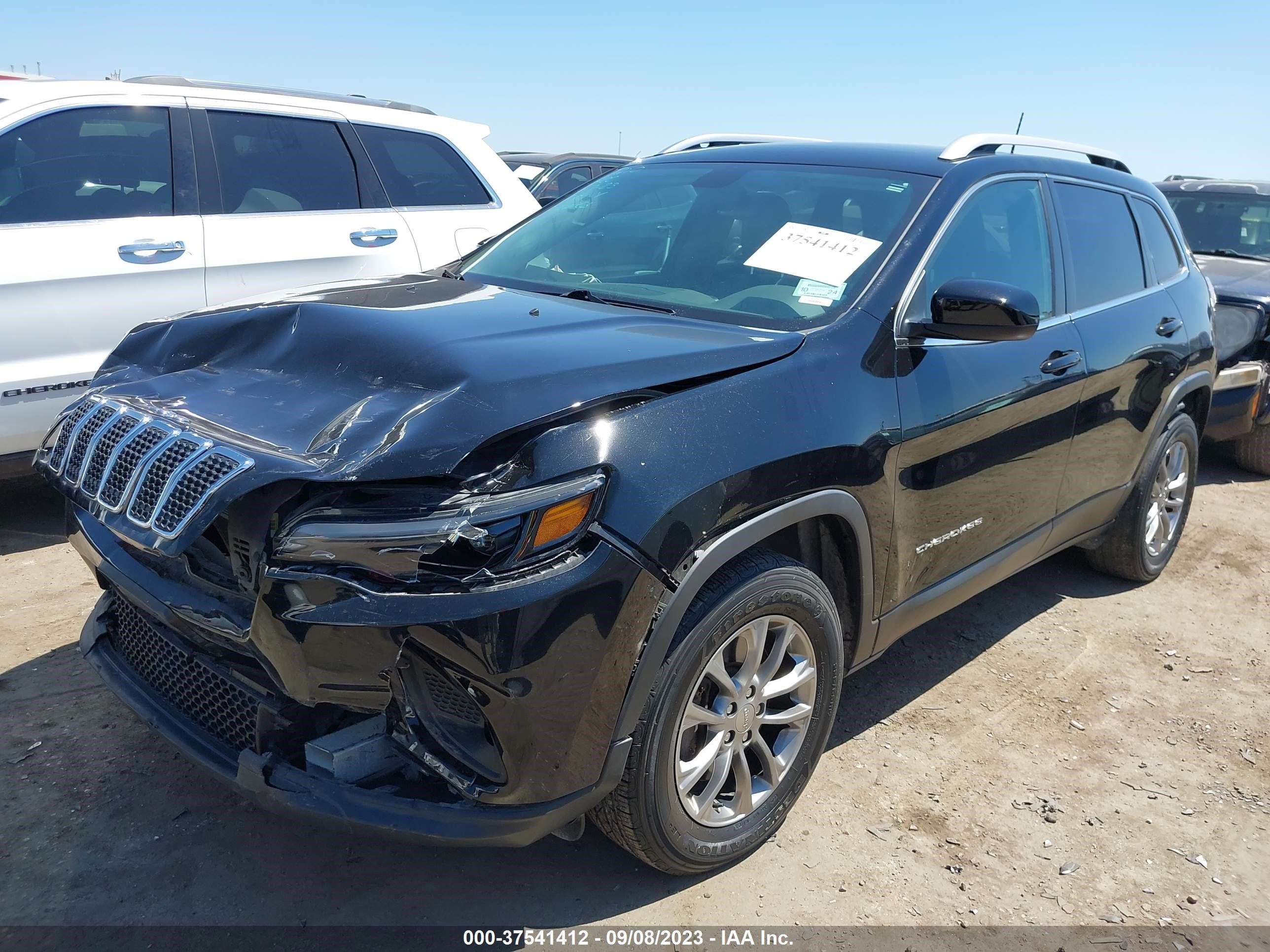 Photo 1 VIN: 1C4PJMLB1KD177250 - JEEP CHEROKEE 