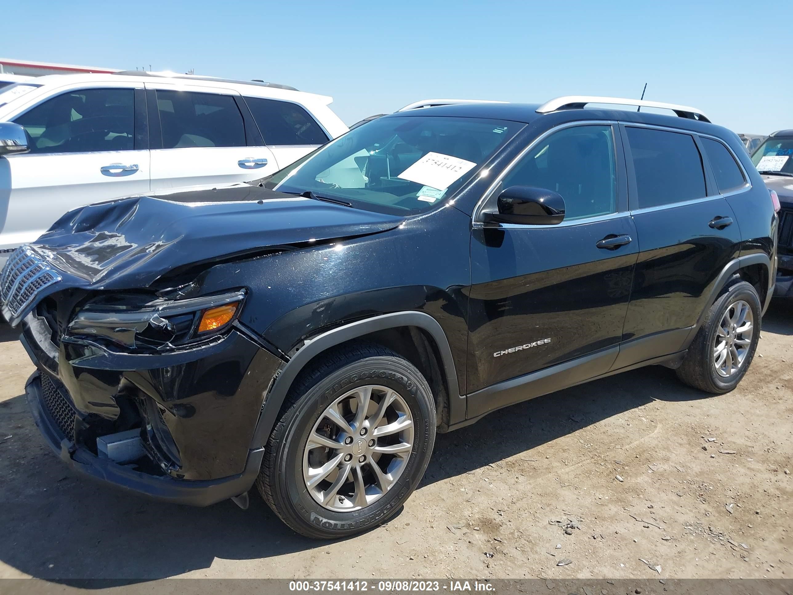 Photo 13 VIN: 1C4PJMLB1KD177250 - JEEP CHEROKEE 