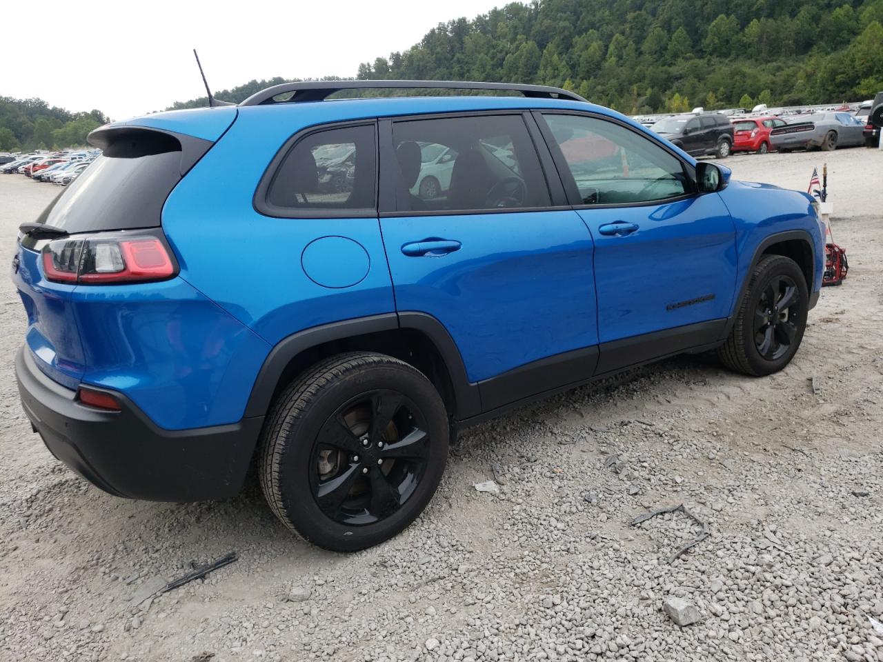 Photo 2 VIN: 1C4PJMLB2MD147645 - JEEP GRAND CHEROKEE 