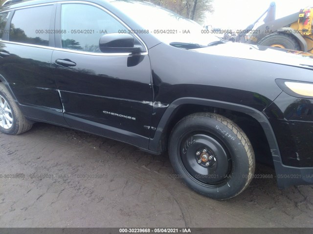 Photo 5 VIN: 1C4PJMLB4JD503055 - JEEP CHEROKEE 