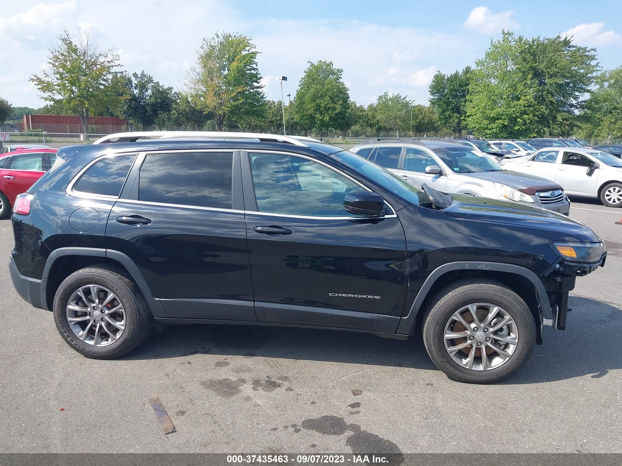 Photo 12 VIN: 1C4PJMLB7MD101129 - JEEP CHEROKEE 