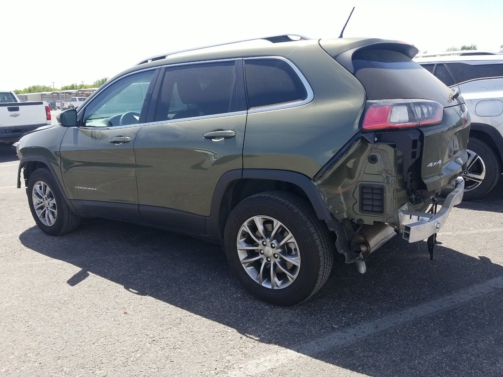 Photo 1 VIN: 1C4PJMLB8LD602691 - JEEP CHEROKEE 4X4 4C 