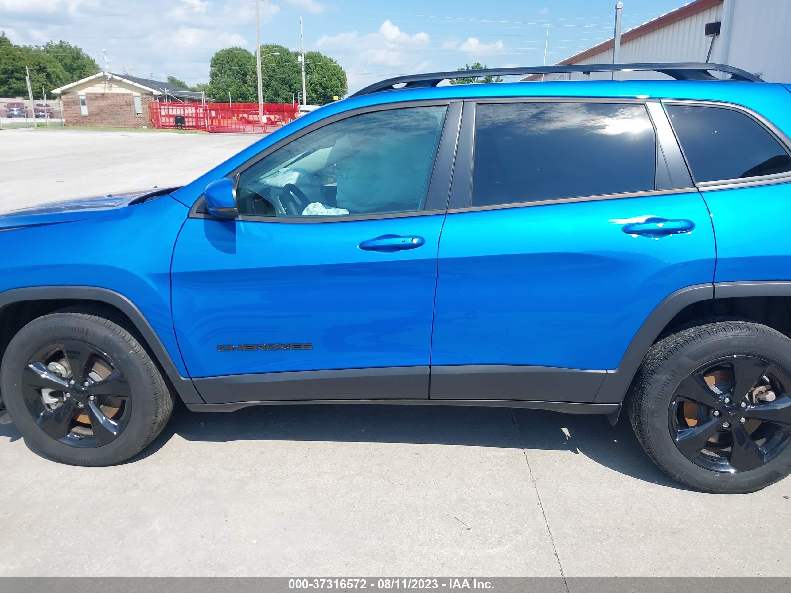 Photo 13 VIN: 1C4PJMLB9MD238220 - JEEP CHEROKEE 