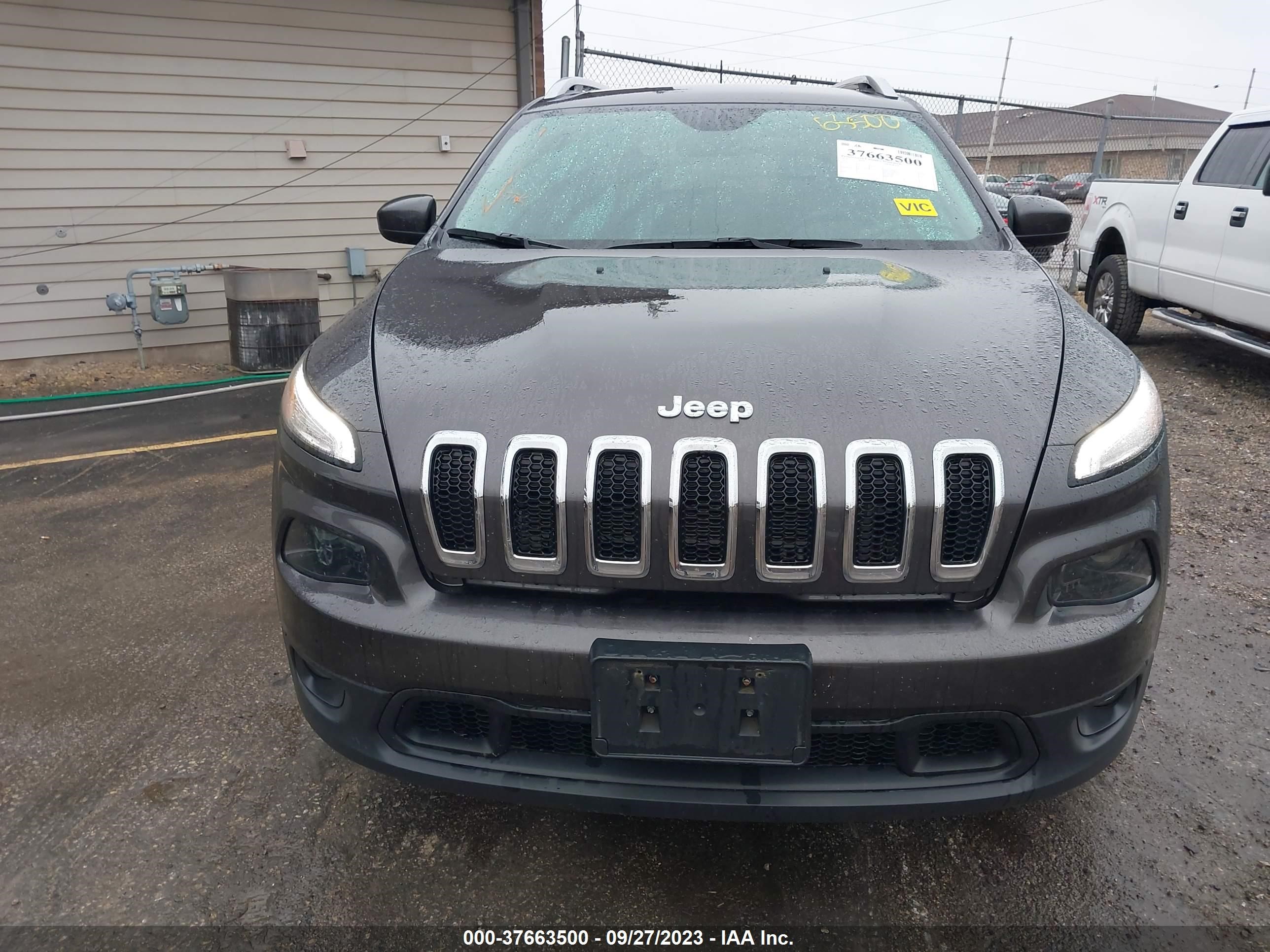 Photo 11 VIN: 1C4PJMLX5JD547870 - JEEP CHEROKEE 