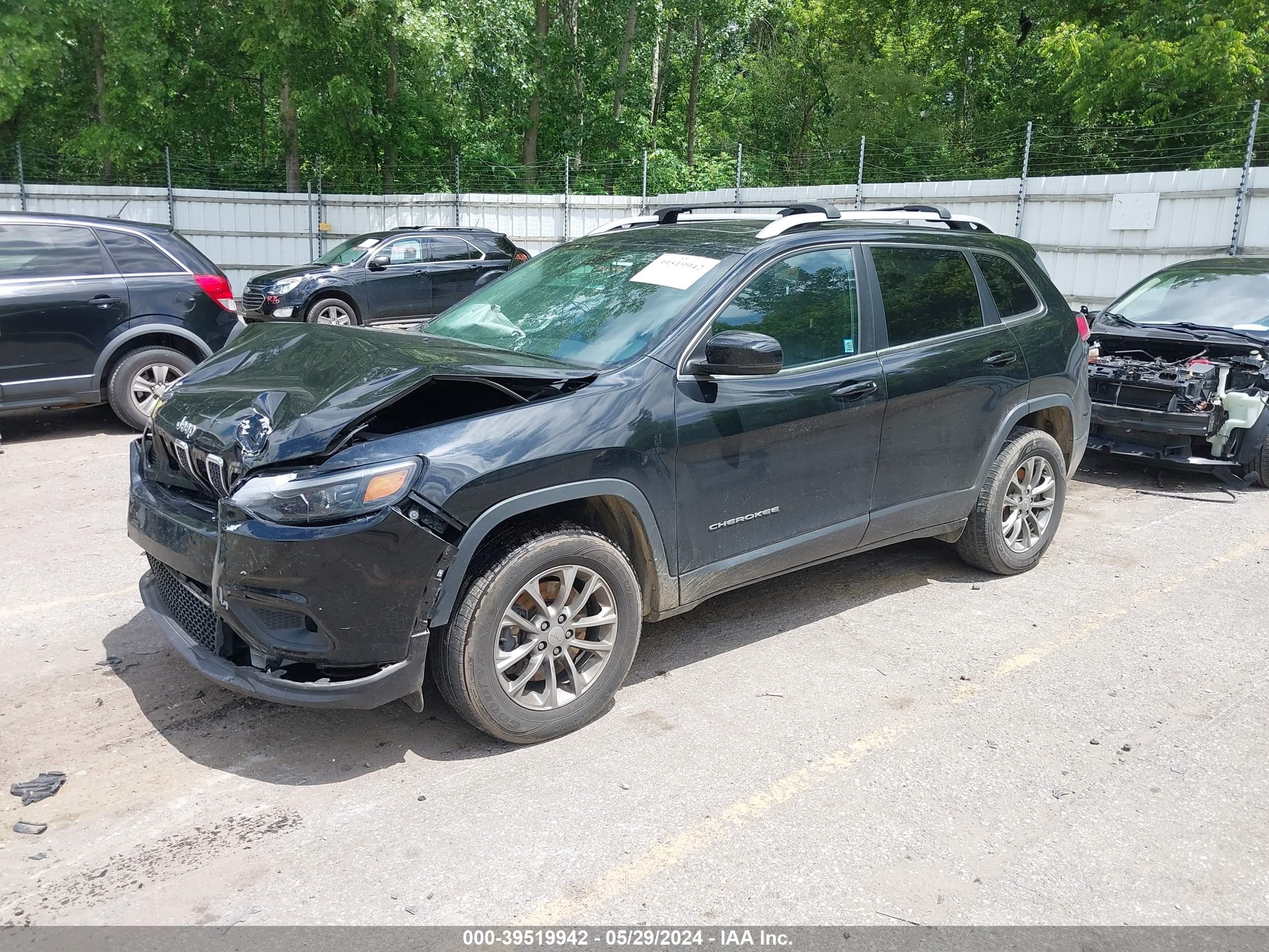 Photo 1 VIN: 1C4PJMLX5KD245173 - JEEP CHEROKEE 