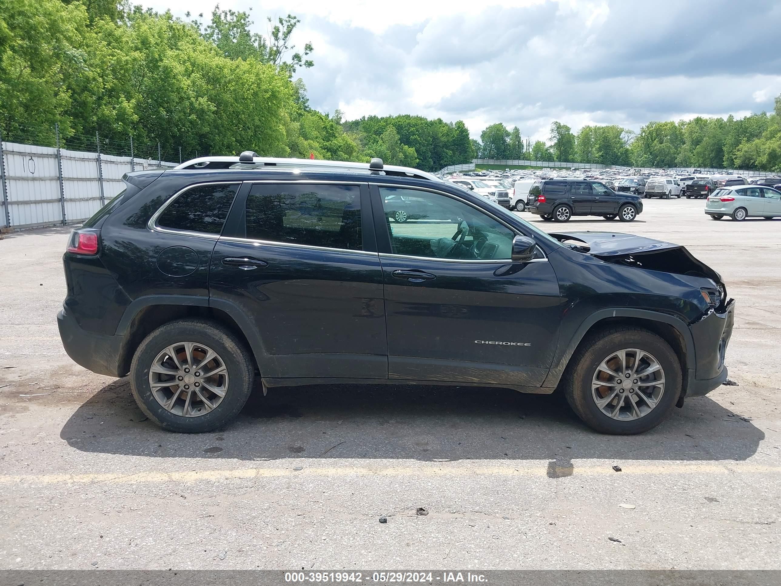 Photo 12 VIN: 1C4PJMLX5KD245173 - JEEP CHEROKEE 