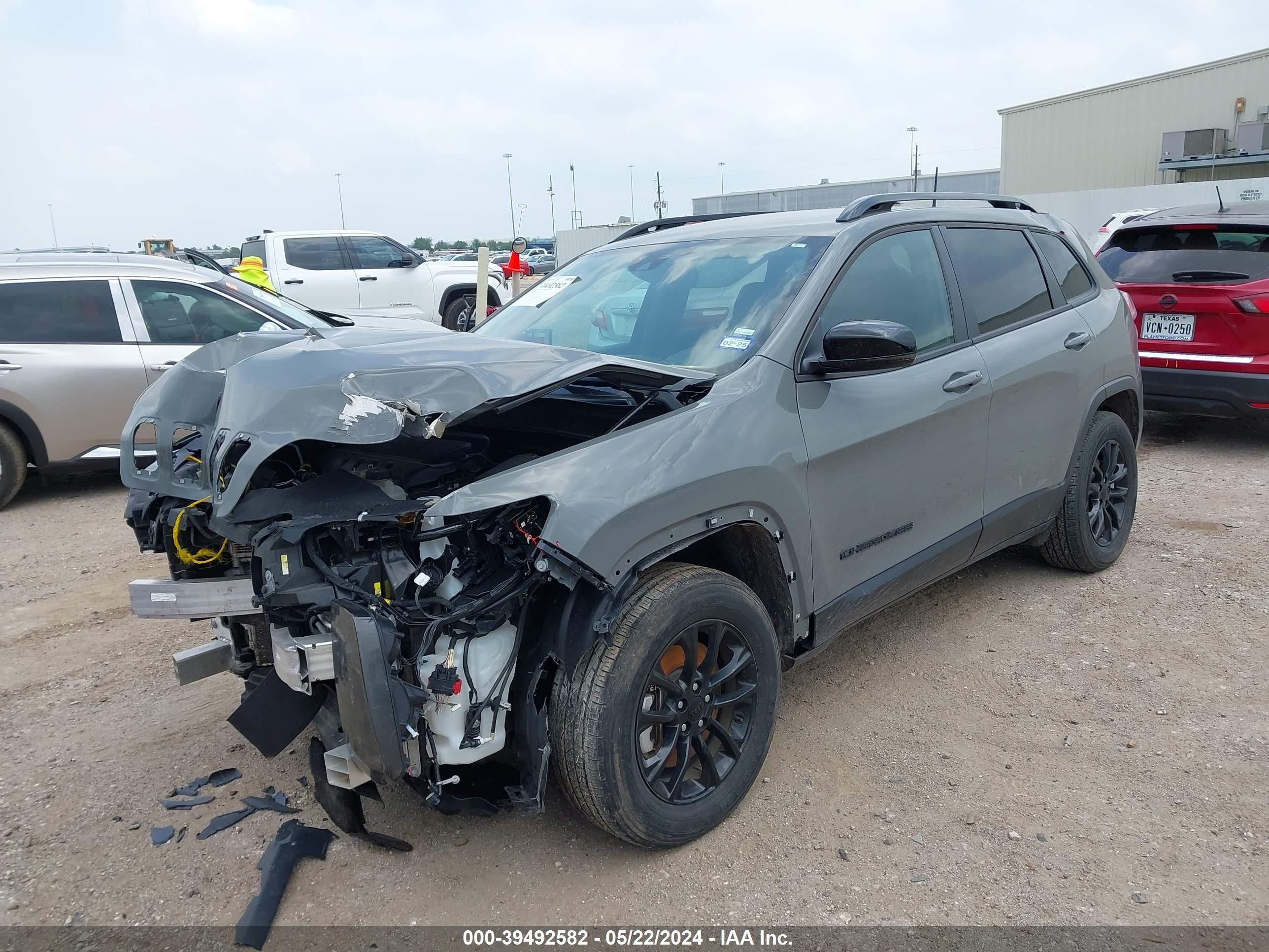 Photo 1 VIN: 1C4PJMMB0PD111682 - JEEP CHEROKEE 