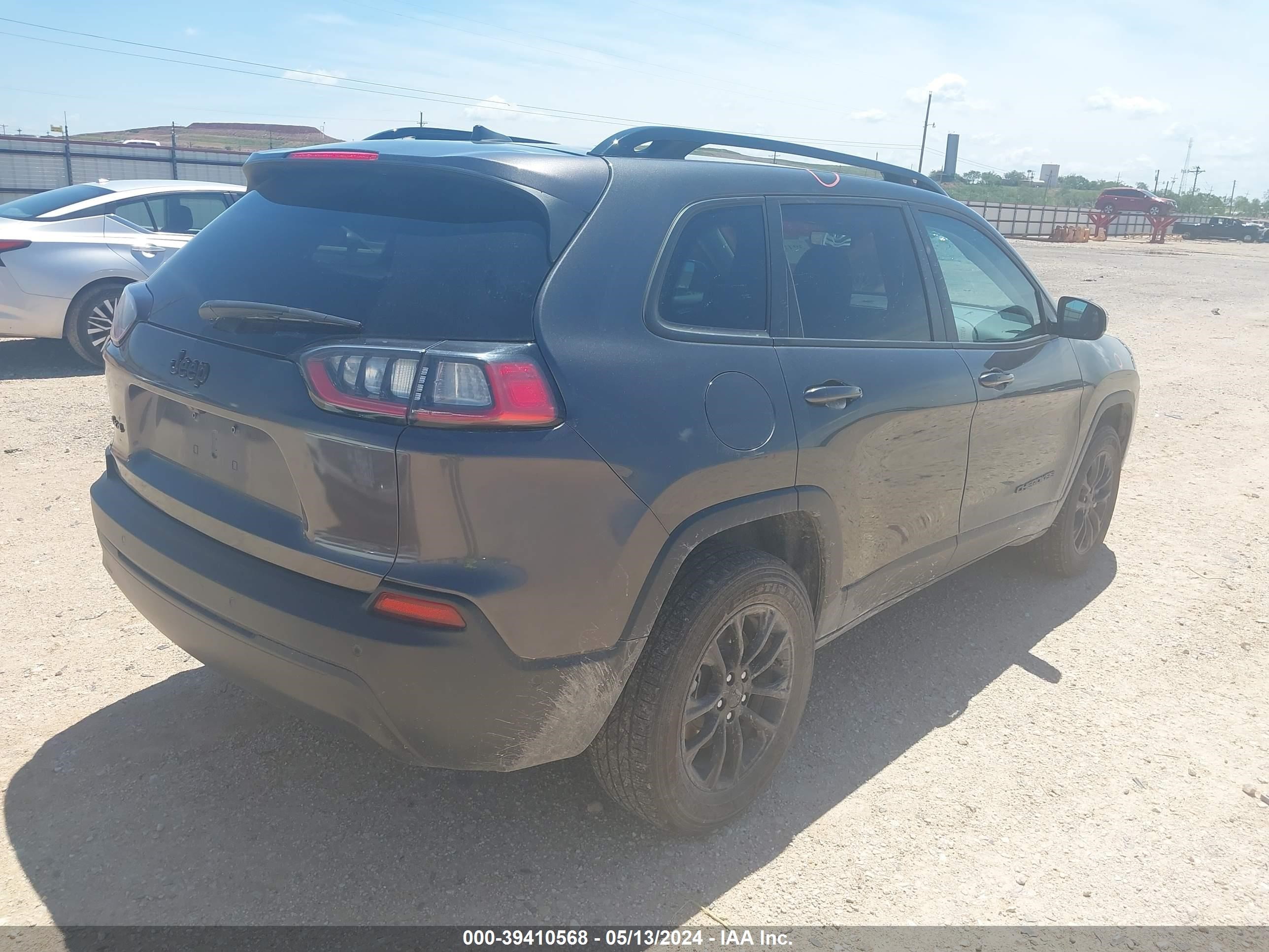 Photo 3 VIN: 1C4PJMMB2PD110937 - JEEP CHEROKEE 