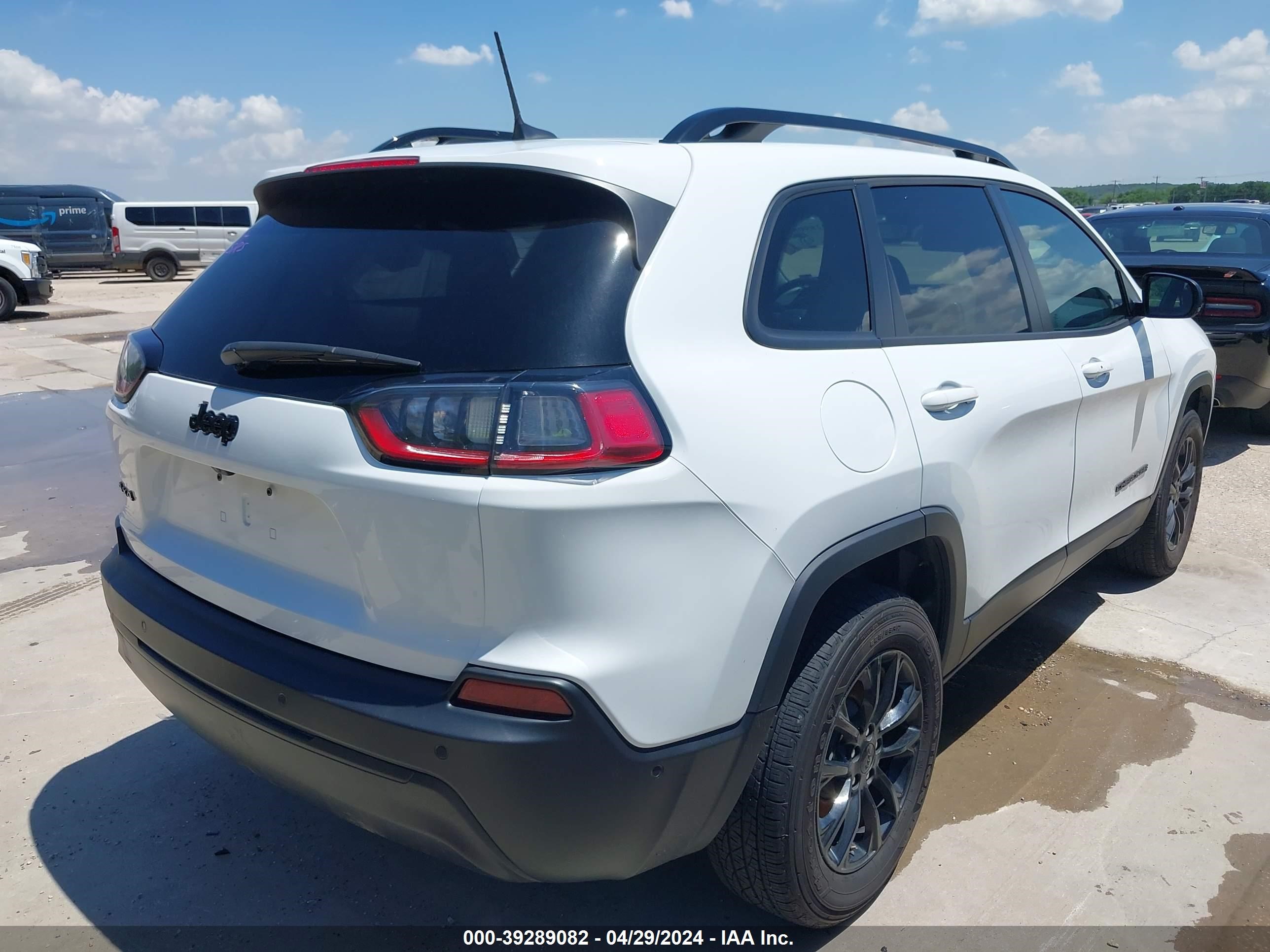 Photo 3 VIN: 1C4PJMMB8PD109727 - JEEP CHEROKEE 