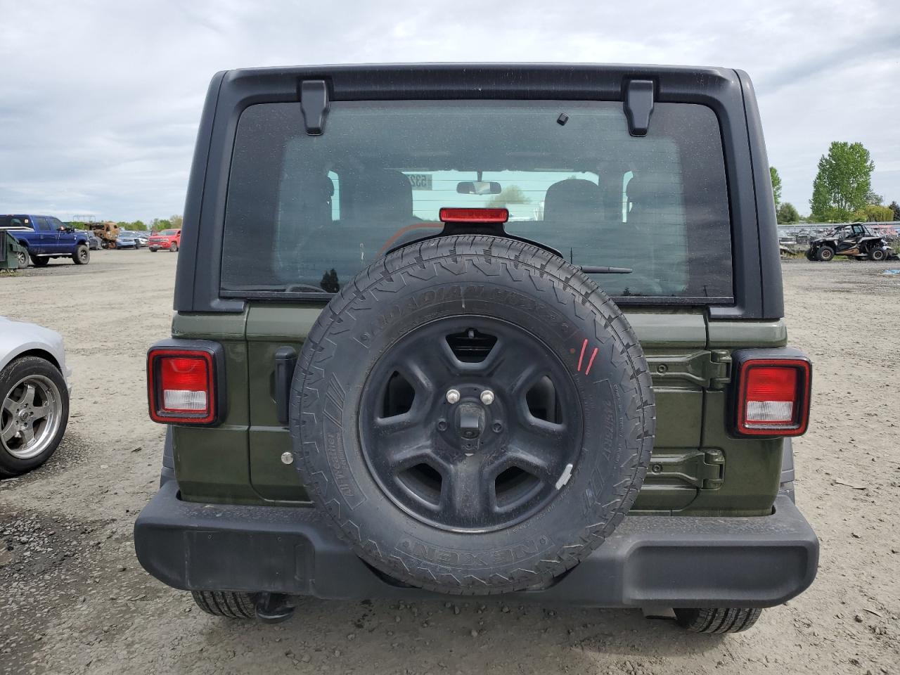 Photo 5 VIN: 1C4PJXAN4RW131019 - JEEP WRANGLER 