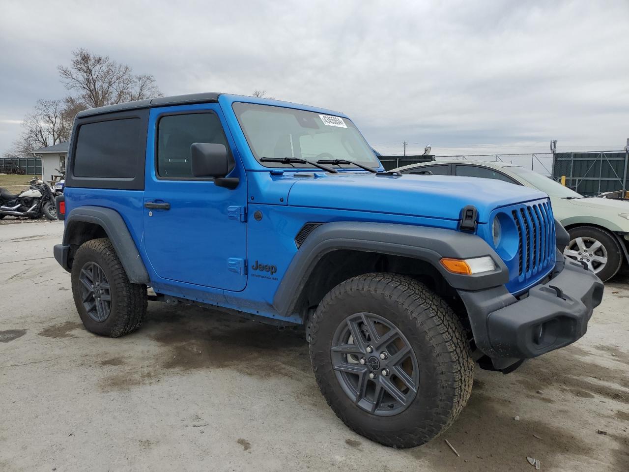 Photo 3 VIN: 1C4PJXAN4RW164859 - JEEP WRANGLER 