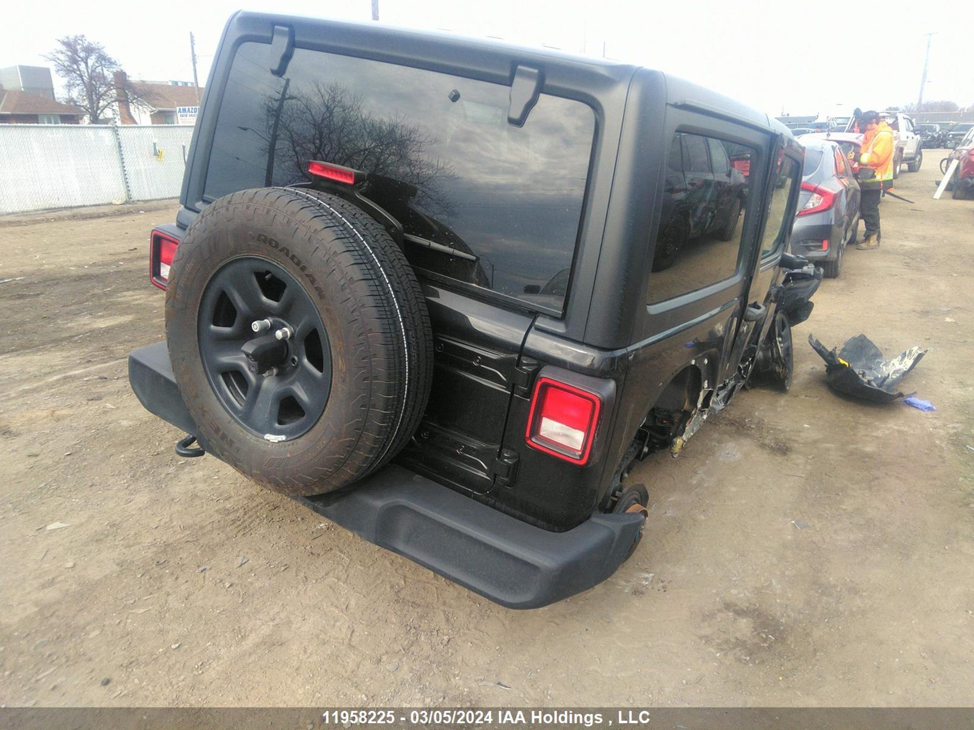 Photo 3 VIN: 1C4PJXAN6RW119535 - JEEP NULL 