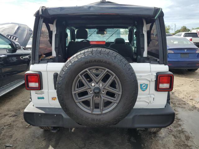 Photo 5 VIN: 1C4PJXAN9RW136328 - JEEP WRANGLER S 