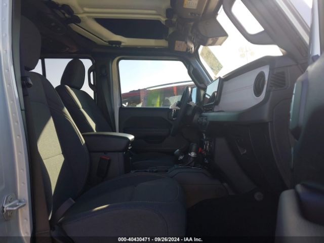 Photo 4 VIN: 1C4PJXDG3RW272600 - JEEP WRANGLER 