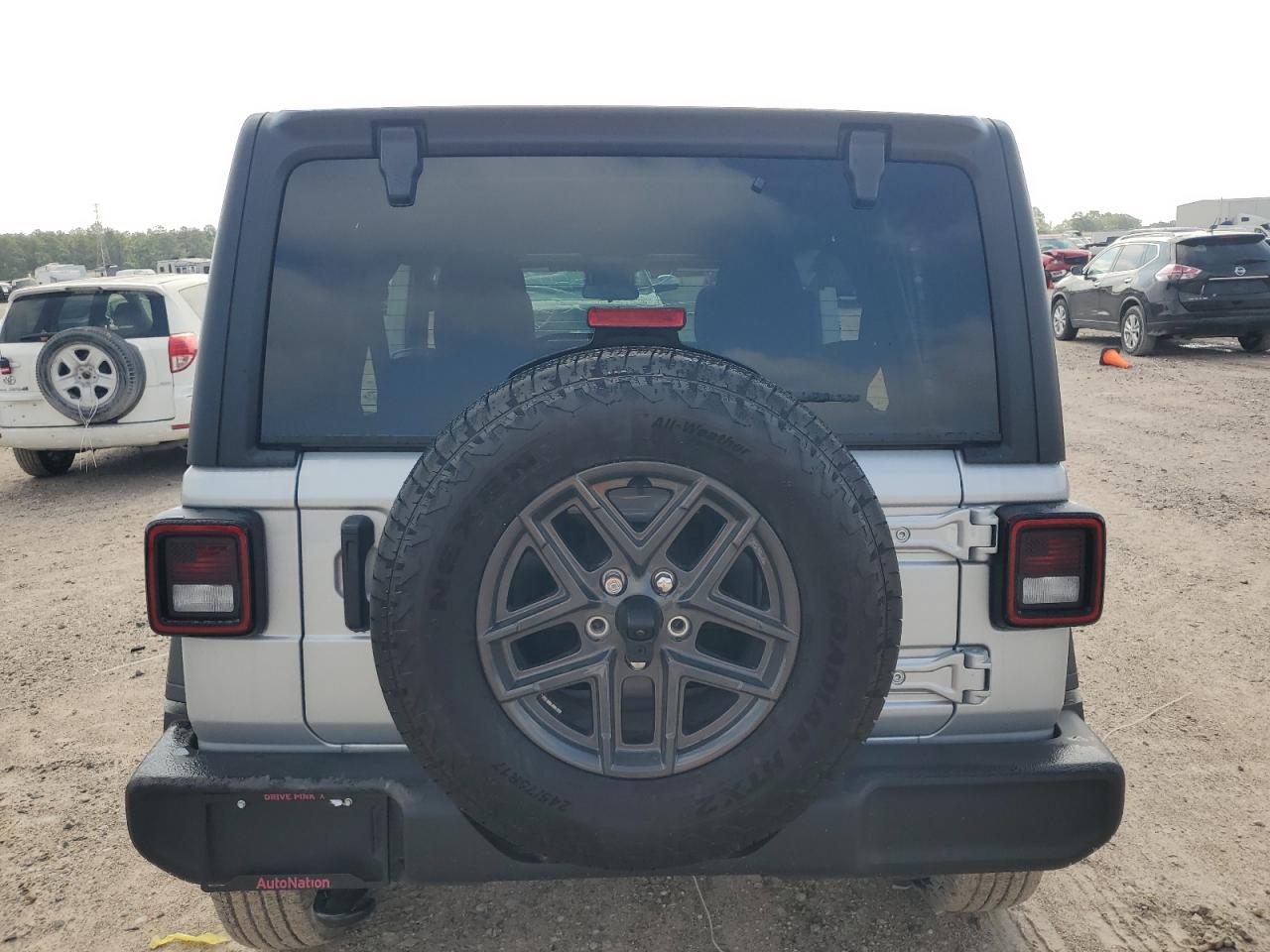 Photo 5 VIN: 1C4PJXDG4RW258477 - JEEP WRANGLER S 